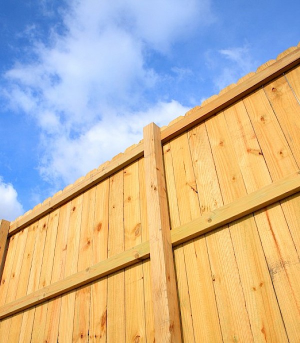 Wooden Commercial Fencing